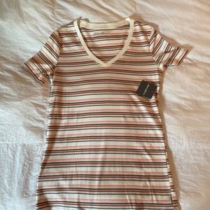 Eddie Bauer Short Sleeve V-Neck T-shirt